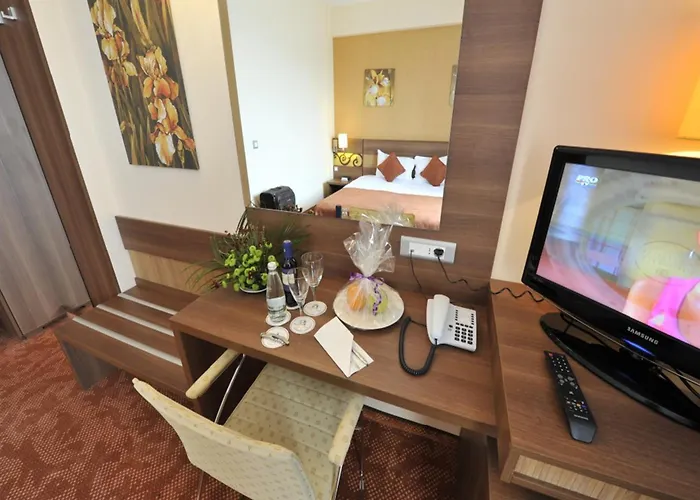 Rin Central Hotel