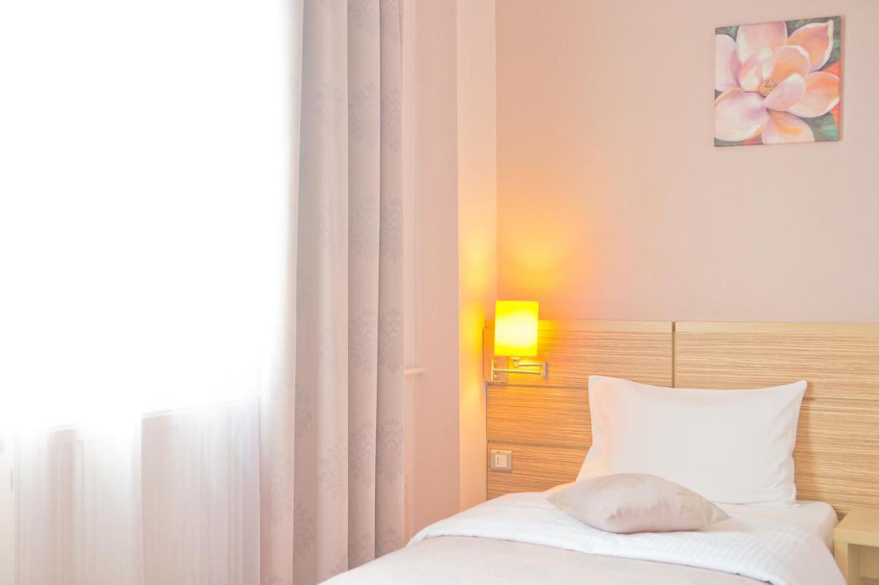 Rin 4* Bucharest